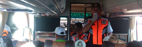 Sosialisasi PHBS & Physical Distancing