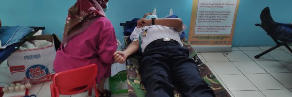 DONOR DARAH MEMPERINGATI HARHUBNAS