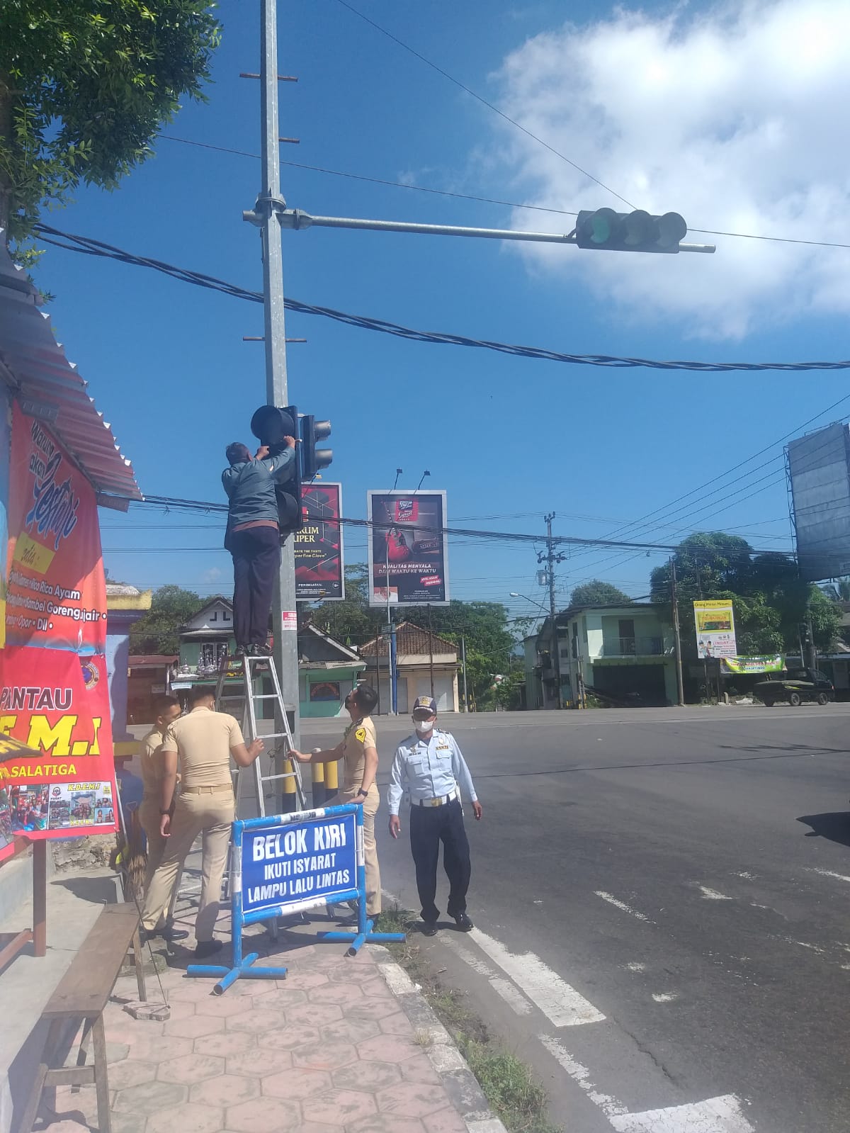 Perbaikan APILL di Simpang Empat Tingkir