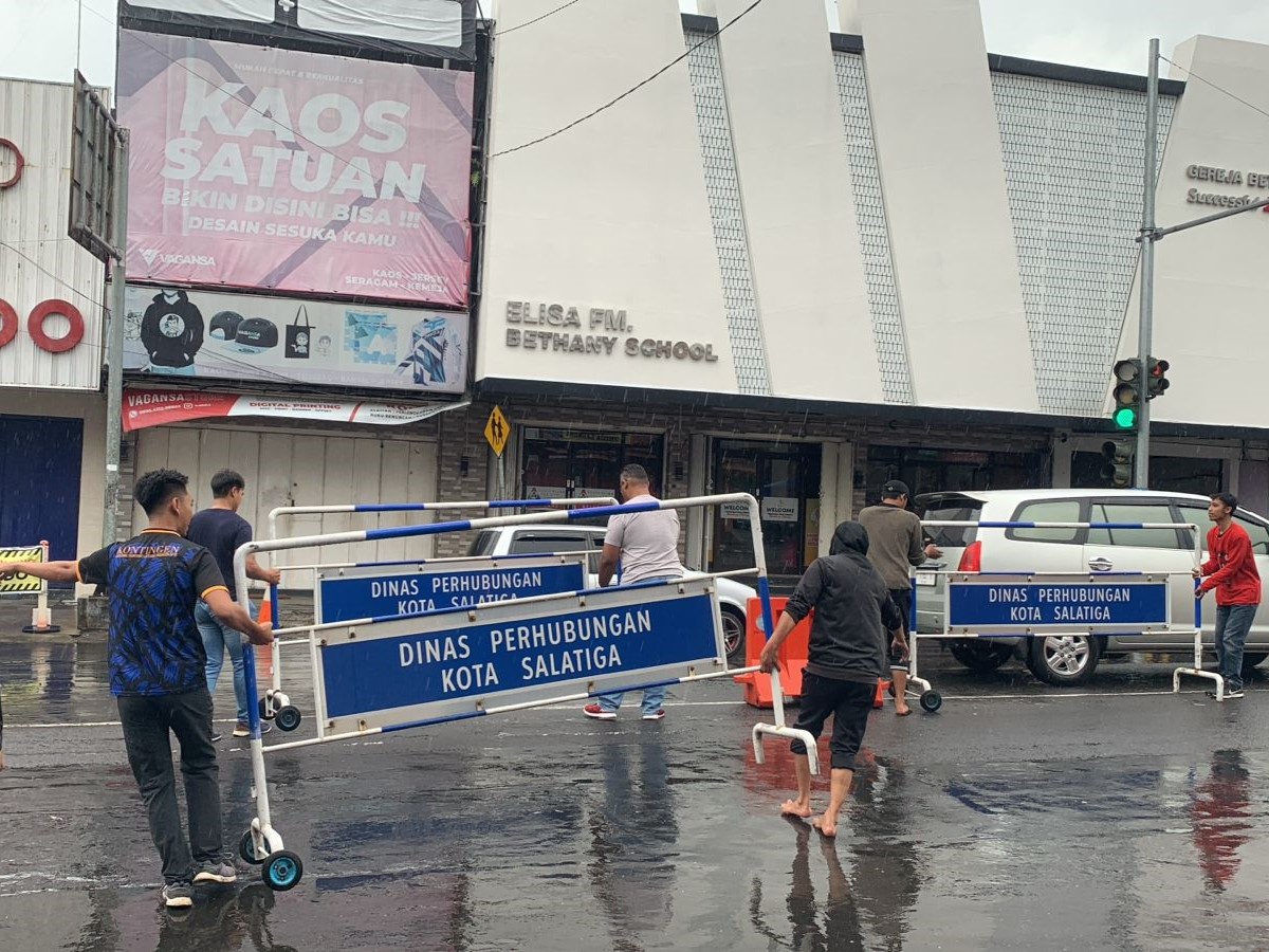 TINDAK LANJUT ADUAN MASYARAKAT