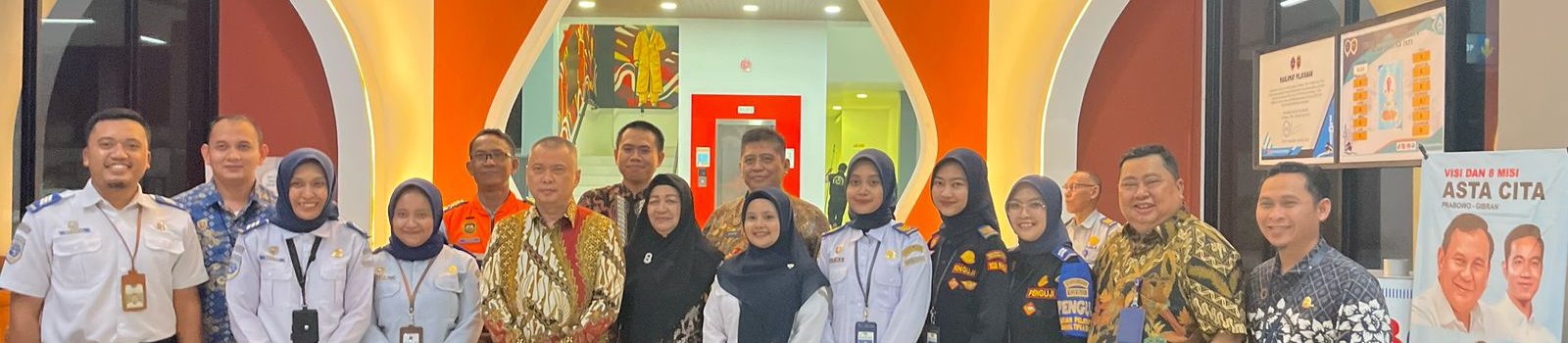 KUNJUNGAN MENTERI PERHUBUNGAN KE TTA TINGKIR