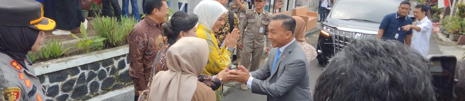PENGAMANAN DAN PENGATURAN LALU LINTAS KUNJUNGAN MENTERI KEPENDUDUKAN DAN PEMBANGUNAN KELUARGA