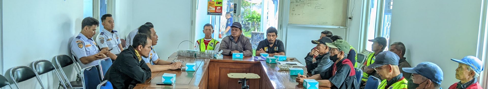 PEMBINAAN RUTIN JURU PARKIR TEPI JALAN KOTA SALATIGA