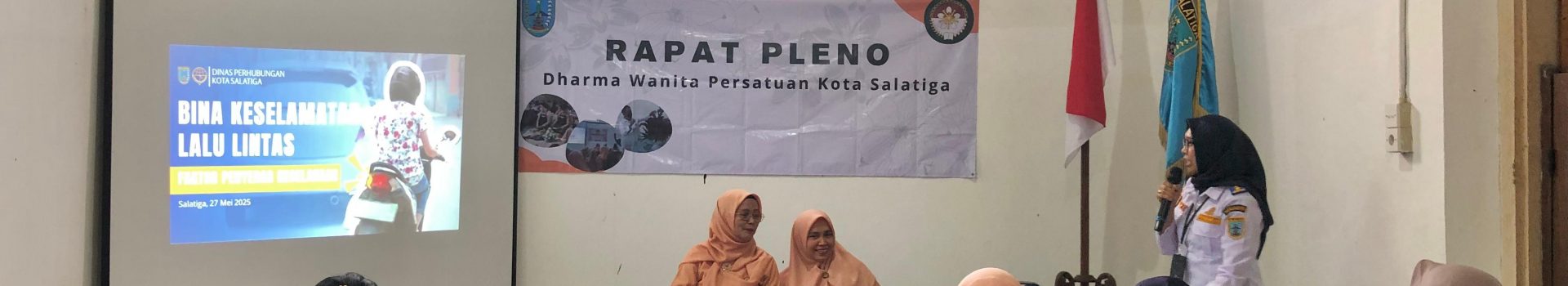 SOSIALISASI BINA KESELAMATAN LALU LINTAS KEPADA DWP KOTA SALATIGA