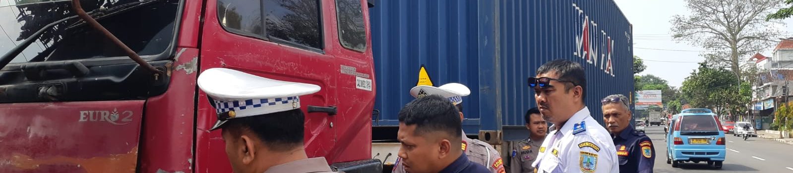 KOORDINASI DAN PEMERIKSANAAN FISIK KENDARAAN LAKA LANTAS DI SIMPANG ABC