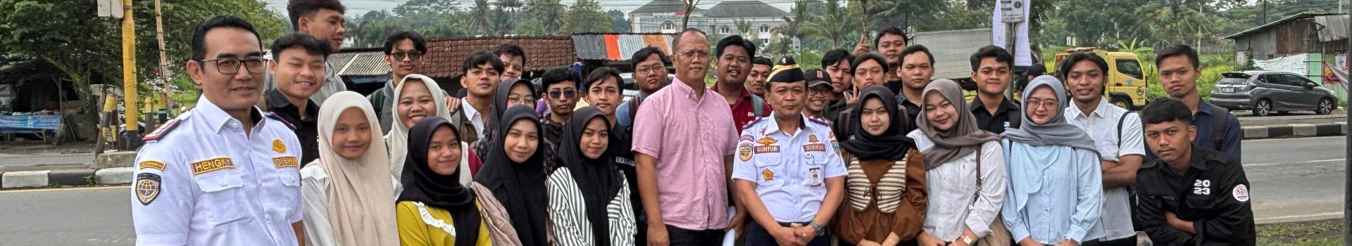 PENINJAUAN LOKASI RAWAN KECELAKAAN DEPAN MASJID JAMI’ BAITUSY SYUKUR